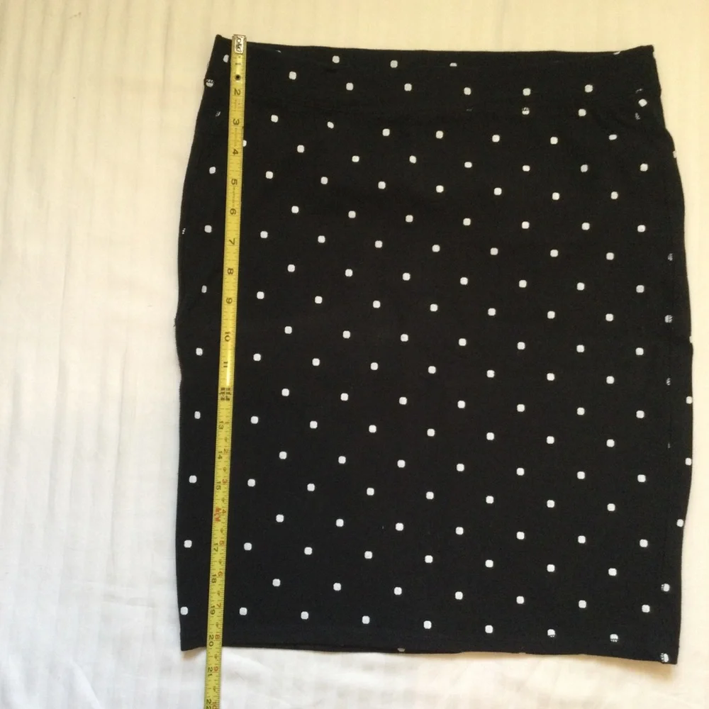 Old Navy Black White Polka Dot Pencil Skirt Size Medium